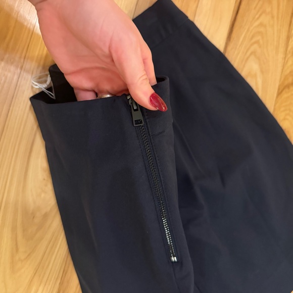 NWT Everlane The Dream Mini Skirt in Navy - Picture 6 of 11